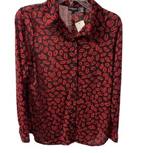 Effortless Styles by Citiknits Red Lips Imprint Polyester Blouse NWOT Sz S